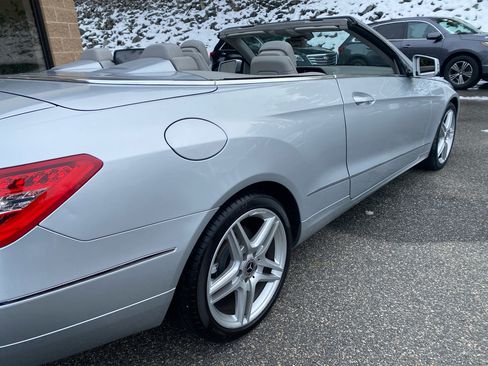 Used 2011 Mercedes-Benz E 350 E350 Cabriolet image 30