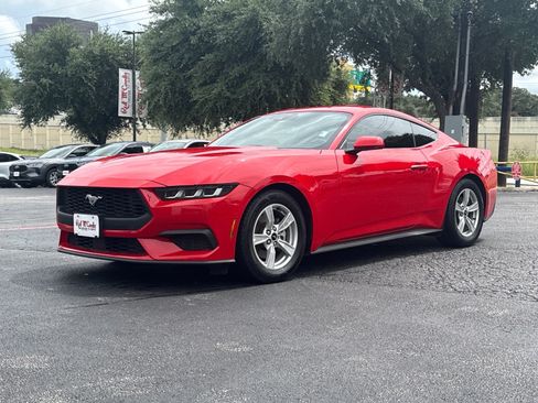 Certified 2024 Ford Mustang Coupe RWD image 1