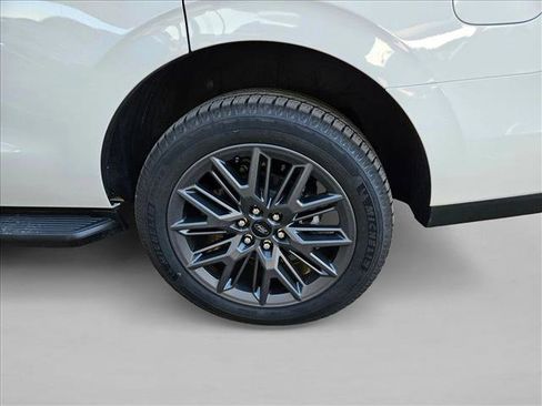 New 2026 Ford Expedition Platinum w/ Stealth Appearance Package image 10