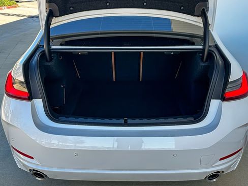 New 2025 BMW 330i xDrive Sedan w/ Convenience Package image 31