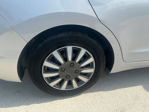 Used 2019 Hyundai Elantra SE image 27