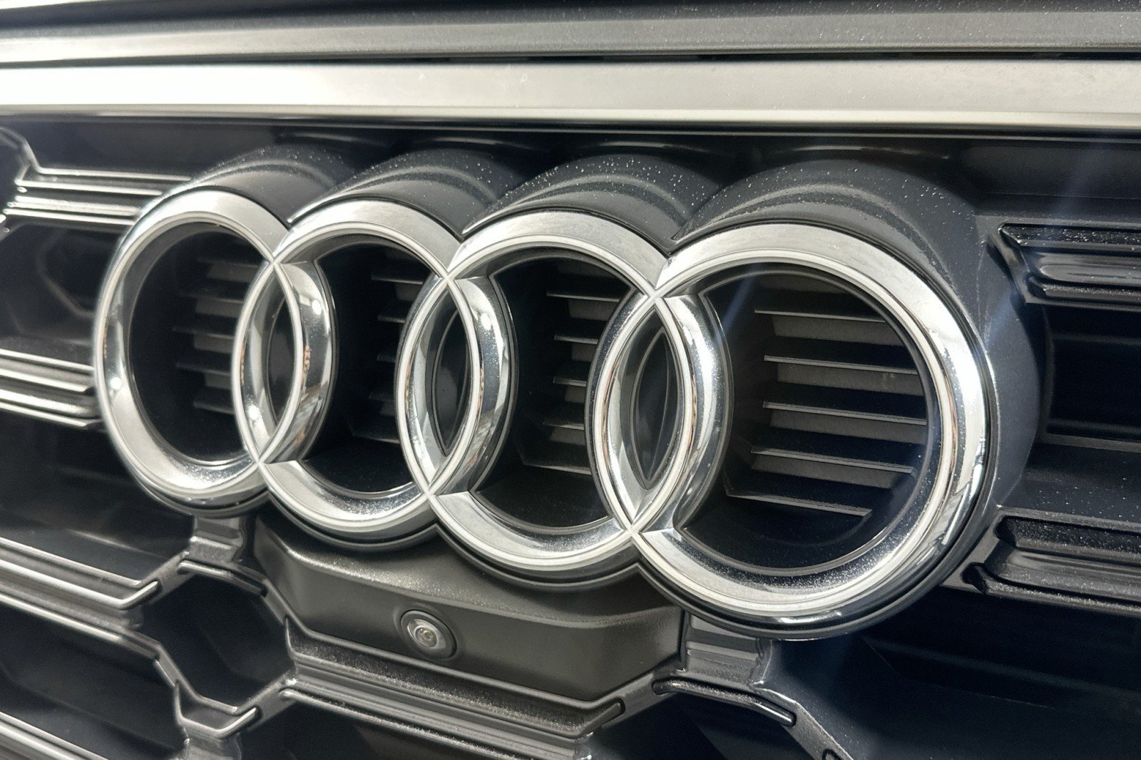 Used 2023 Audi Q5 2.0T Premium Plus w/ Premium Plus Package AWD/4WD image 15