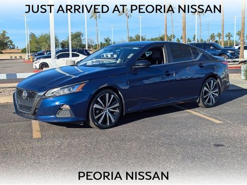 Certified 2022 Nissan Altima 2.5 SR image 1