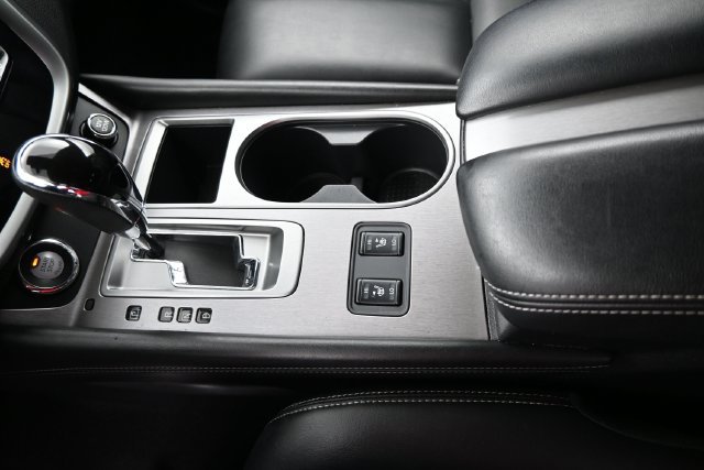 Used 2023 Nissan Murano SV FWD image 19