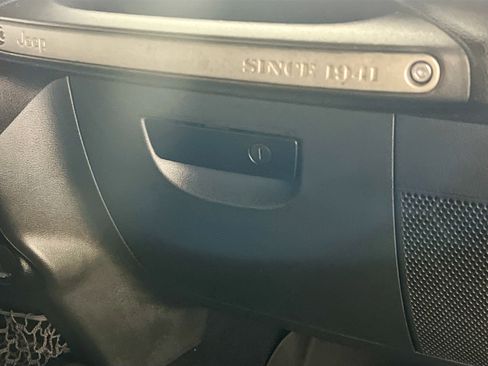 Used 2017 Jeep Wrangler Unlimited Sport w/ Max Tow Package image 27