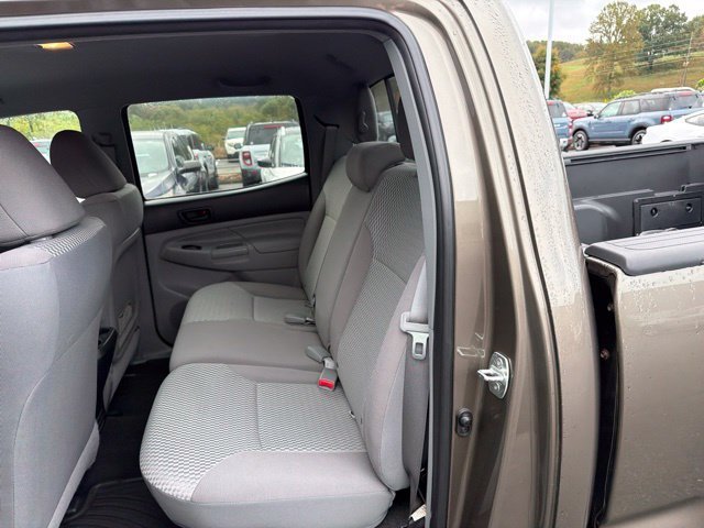 Used 2013 Toyota Tacoma 4x4 Double Cab w/ SR5 Pkg image 11