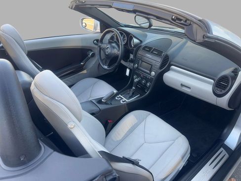 Used 2009 Mercedes-Benz SLK 300 image 28