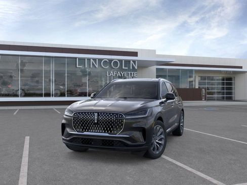 New 2026 Lincoln Aviator Reserve AWD/4WD image 2