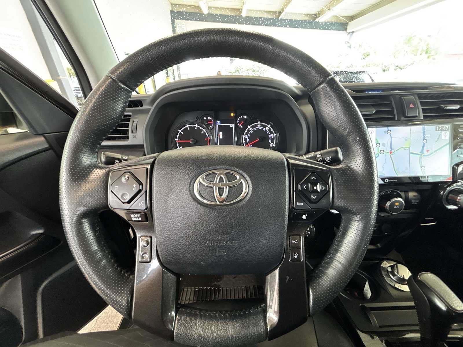 Used 2023 Toyota 4Runner 40th Anniversary SE AWD/4WD image 15