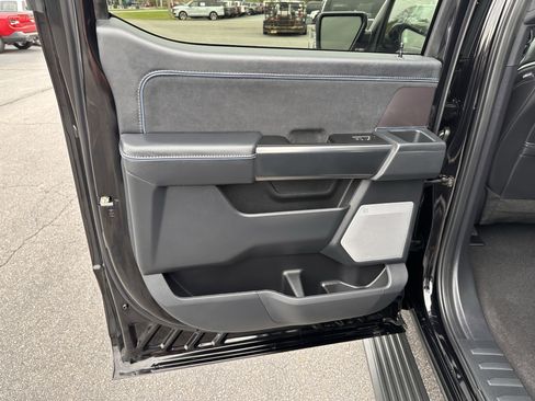 Used 2025 Ford F150 Platinum w/ Equipment Group 702A High AWD/4WD image 12