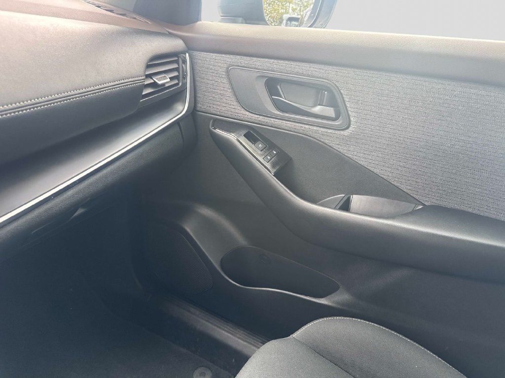 Certified 2023 Nissan Rogue S AWD/4WD image 31