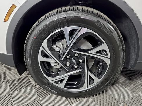 Used 2026 Lincoln Nautilus Premier AWD/4WD image 8