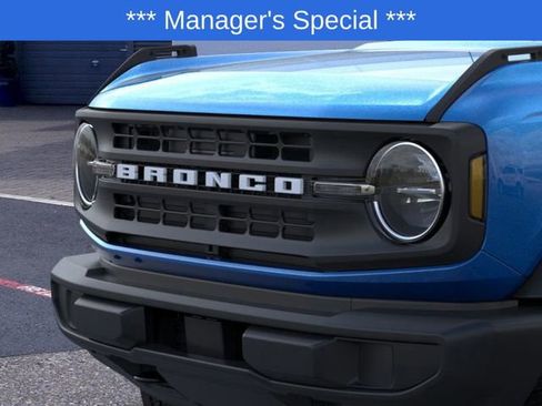 New 2025 Ford Bronco 4-Door image 19