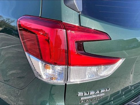 Used 2023 Subaru Forester Limited AWD/4WD image 23
