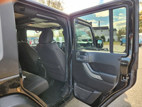 Used 2016 Jeep Wrangler Unlimited Sport w/ Quick Order Package 24S image 39
