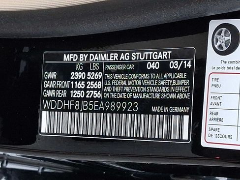 Used 2014 Mercedes-Benz E 350 4MATIC Sedan image 29