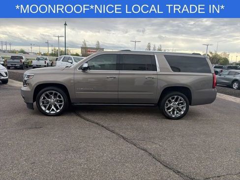 Used 2017 Chevrolet Suburban Premier image 8