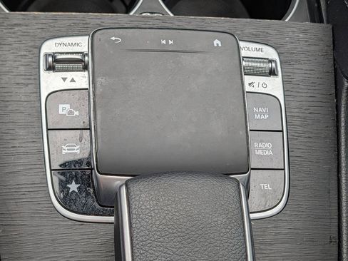 Used 2020 Mercedes-Benz GLE 450 4MATIC w/ 3rd Row Seat Package image 16