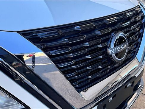 Used 2023 Nissan Rogue Platinum w/ Platinum Premium Package image 28