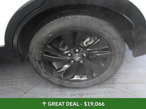 Used 2024 Buick Encore GX Sport Touring image 15