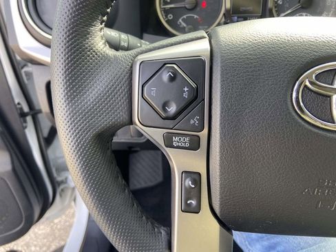 Used 2023 Toyota Tacoma SR5 w/ Technology Package image 30