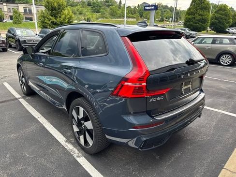 Used 2024 Volvo XC60 T8 Plus w/ Protection Package Premier AWD/4WD image 3