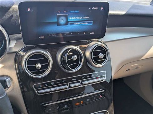 Used 2022 Mercedes-Benz GLC 300 image 14