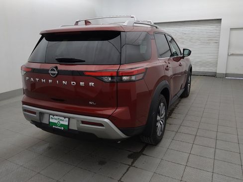 Used 2022 Nissan Pathfinder SL FWD image 9