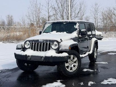Used 2018 Jeep Wrangler Unlimited Sahara w/ Connectivity Group