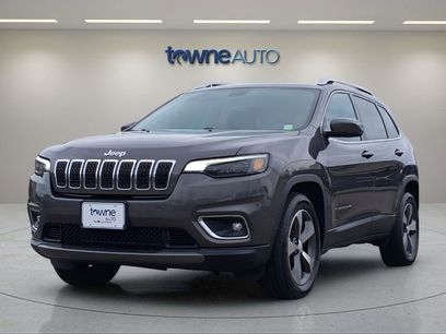 Used 2019 Jeep Cherokee Limited w/ Trailer Tow Group