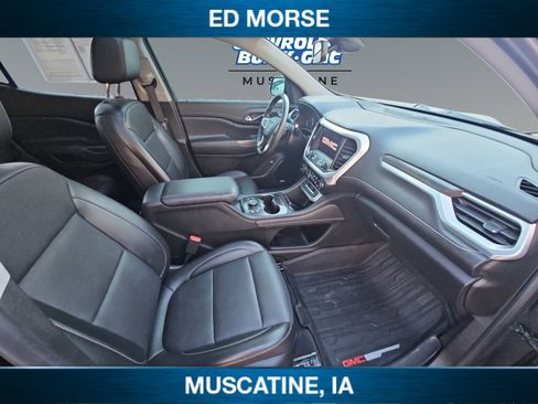 Used 2021 GMC Acadia SLT w/ Elevation Edition image 16