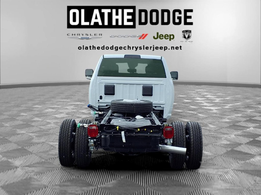 New 2026 RAM 5500 Tradesman AWD/4WD image 26