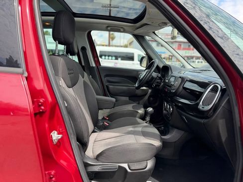 Used 2016 FIAT 500L Trekking FWD image 37