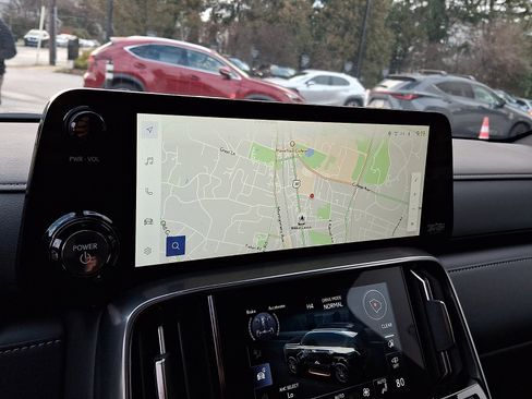 Used 2025 Lexus LX 700h Overtrail image 19