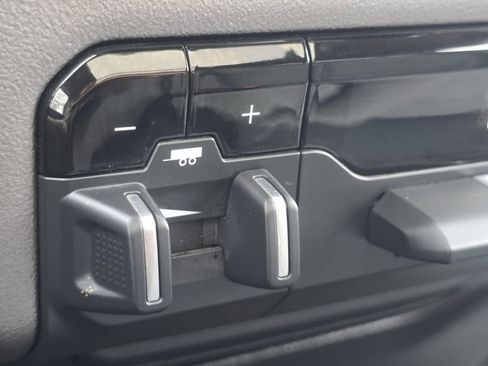 Used 2020 RAM 1500 Big Horn image 10