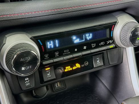 Certified 2024 Toyota RAV4 SE image 16