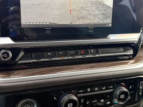 Certified 2022 Chevrolet Silverado 1500 LT image 19