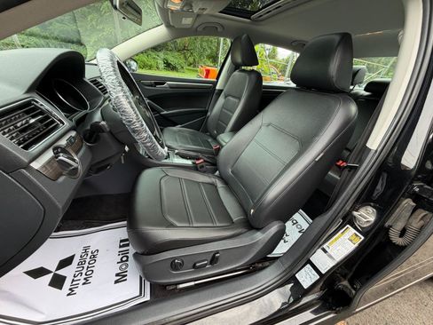 Used 2016 Volkswagen Passat 1.8T SE FWD image 21