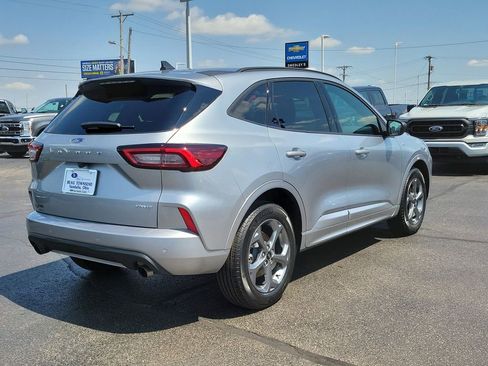 Certified 2023 Ford Escape ST-Line w/ Tech Pack #1 AWD/4WD image 4