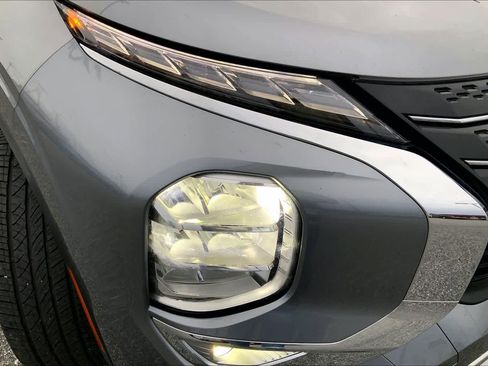 Used 2024 Mitsubishi Outlander SE image 25