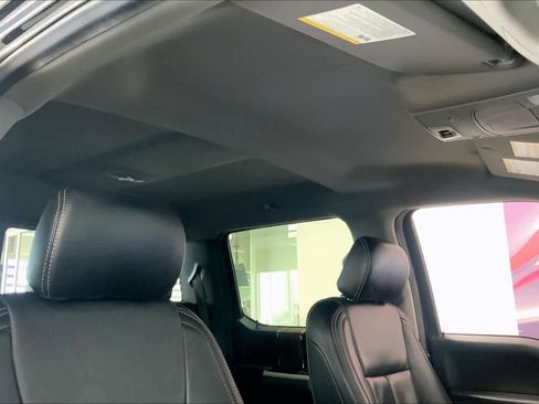 Used 2020 Ford F150 Lariat image 27