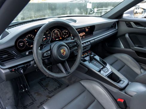 Certified 2021 Porsche 911 Carrera S image 4