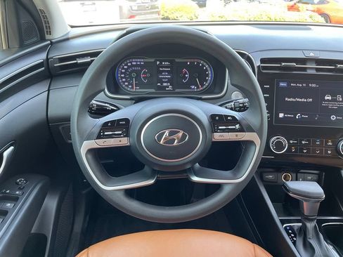Used 2023 Hyundai Tucson SEL FWD image 14