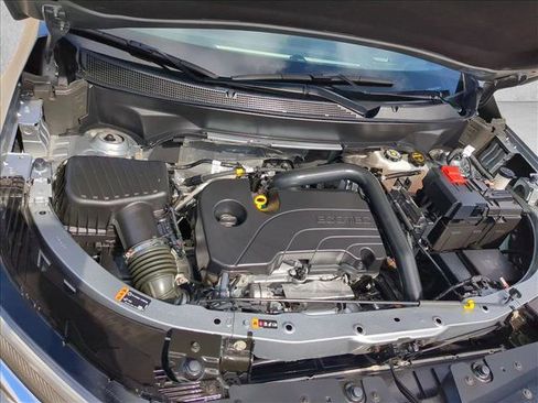 Used 2025 Chevrolet Equinox LT image 23