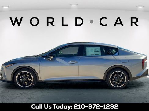 New 2025 Kia K4 GT-Line Turbo w/ GT-Line Premium Package FWD image 6