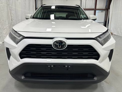Used 2025 Toyota RAV4 XLE FWD image 2