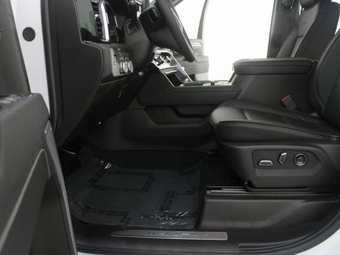 New 2026 GMC Sierra 3500 Denali image 21