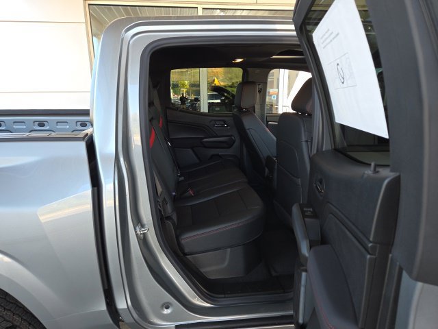 New 2026 Chevrolet Colorado Z71 w/ Technology Package AWD/4WD image 45