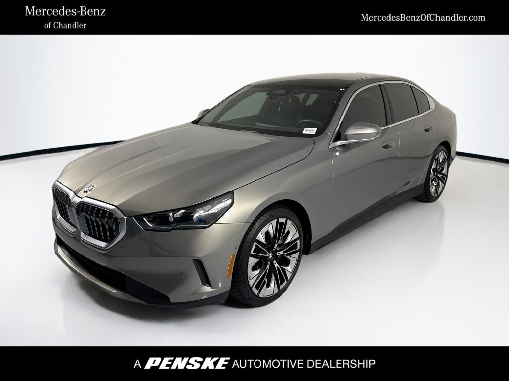 Used 2024 BMW 540i xDrive w/ Executive Package AWD/4WD image 1