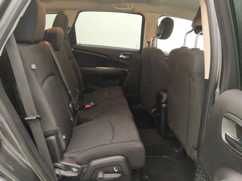 Used 2018 Dodge Journey SE w/ Connectivity Group FWD image 19